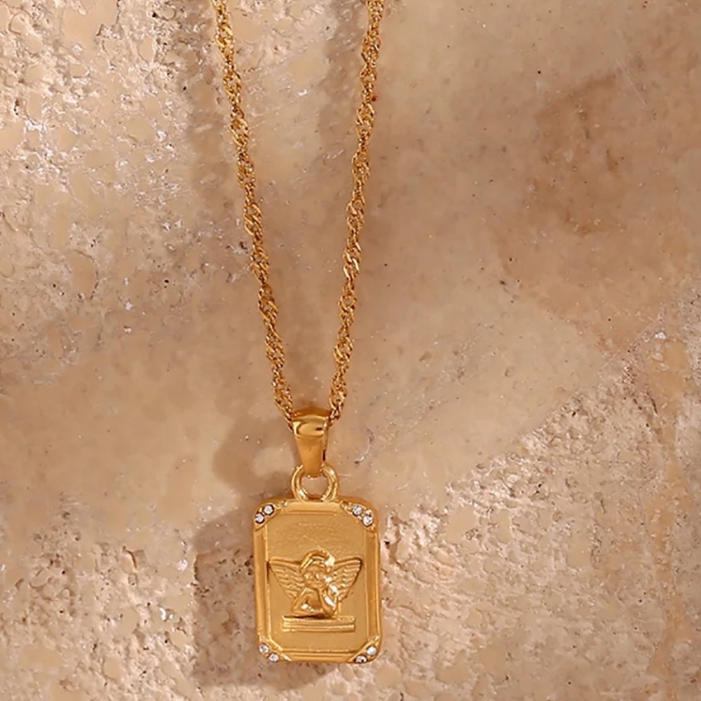 New Angel 18k Gold Pendant Necklace, nice Necklace, cute Necklace - Picture 4 of 6